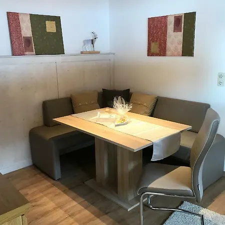 Appartamento Ferienwohnung Burgblick Ehenbichl